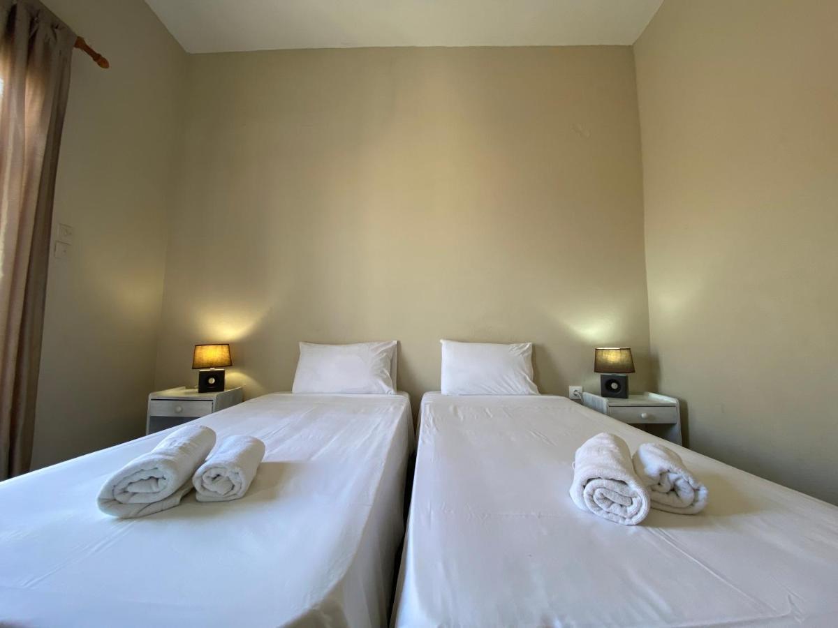 Pansion Roulis Hotel Moraḯtika Luaran gambar